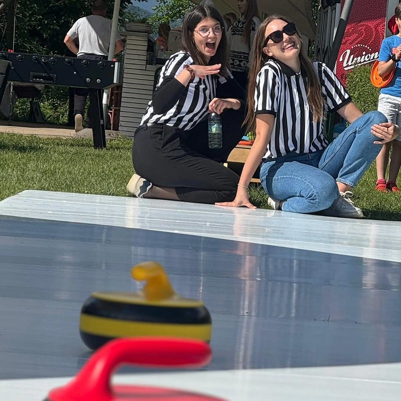 CURLING RINK - Image 4